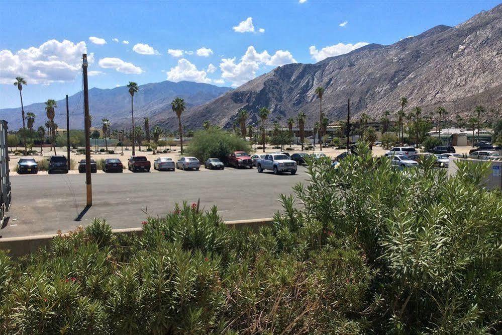 Modern Downtown Condo Palm Springs Exteriér fotografie